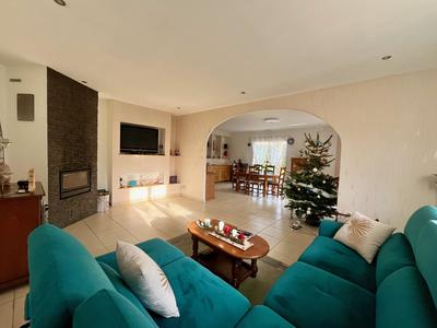 Maison - 146 m² - 5 pièces