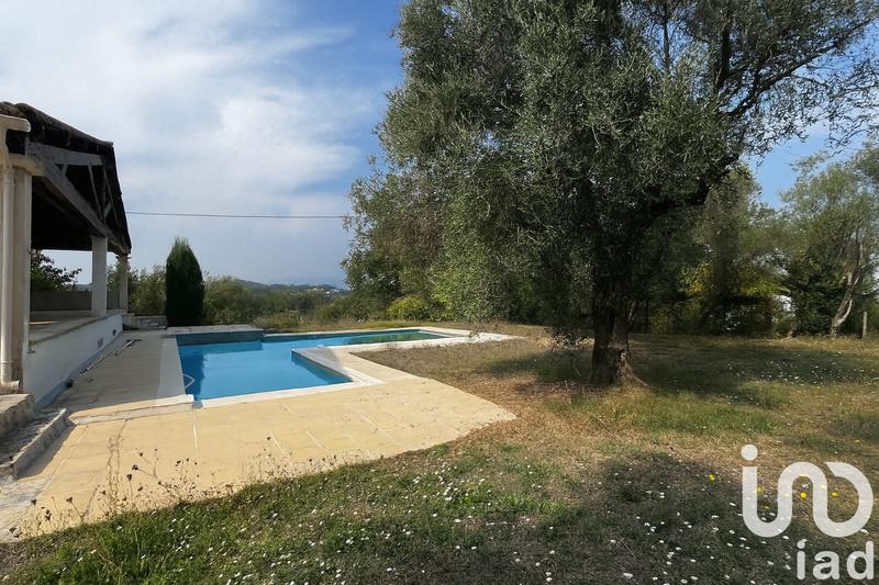 Maison - 93 m² - 5 pièces