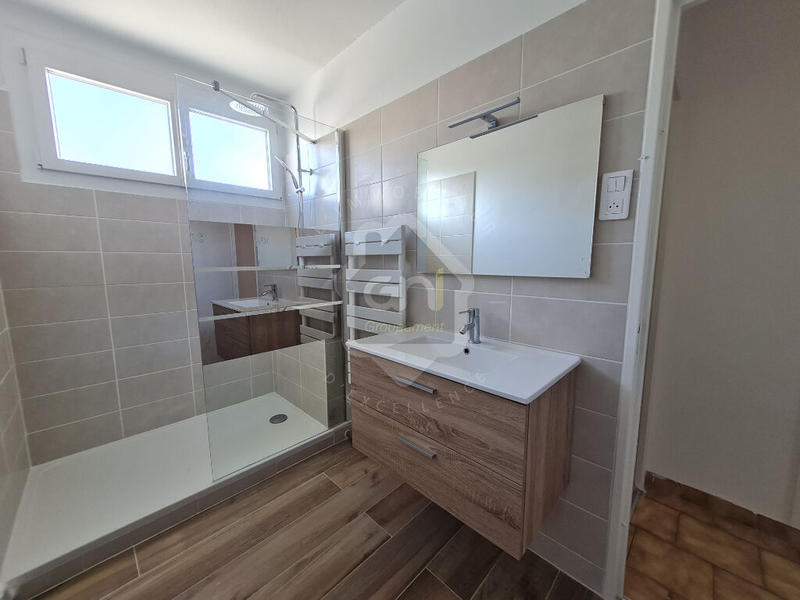 Appartement - 70 m² - 3 pièces