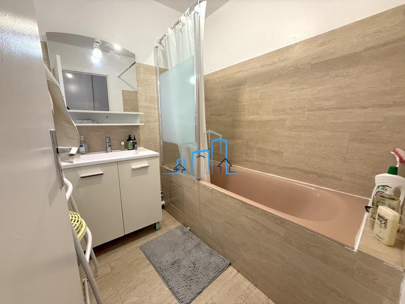 Appartement - 92 m² - 4 pièces