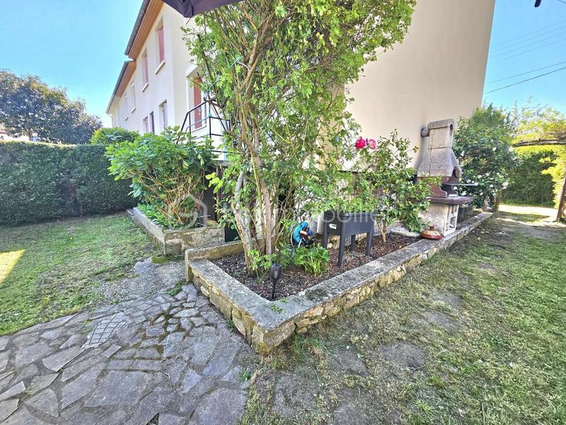 Maison - 95 m² - 6 pièces