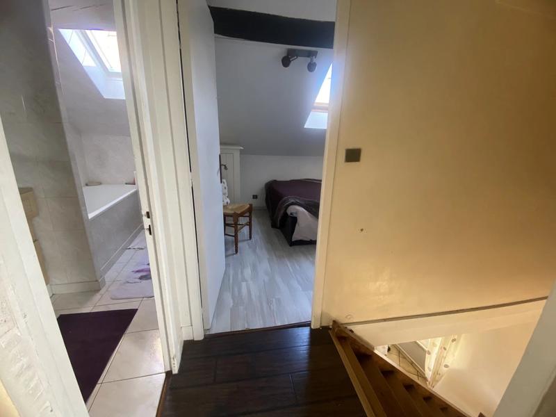 Appartement - 84 m² - 1 pièce