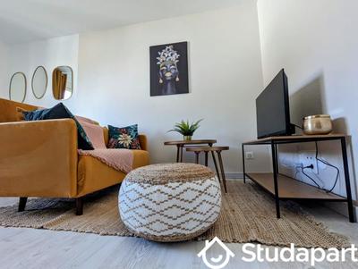 Chambre - 12 m² - 1 pièce