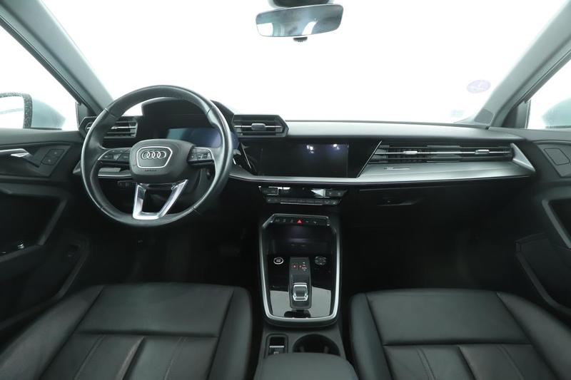 Audi A3 Berline 35 Tfsi mHEV Design Luxe s tronic 7 150 ch