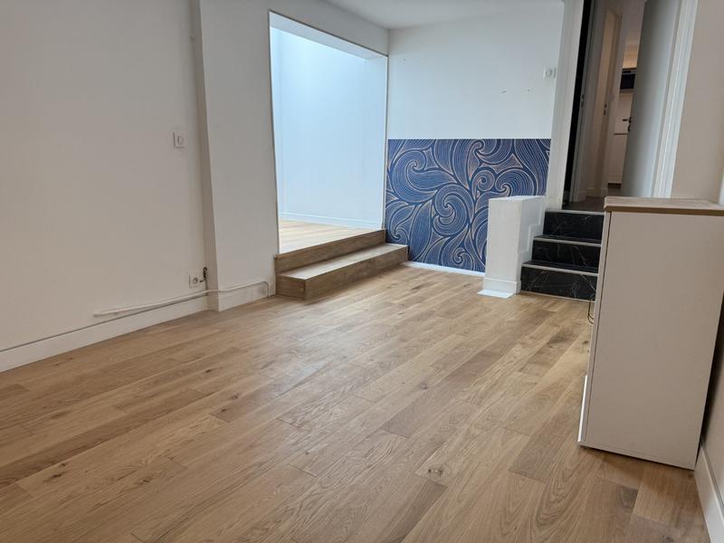 Appartement - 80 m² - 3 pièces