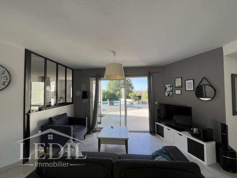 Maison - 164 m² - 5 pièces