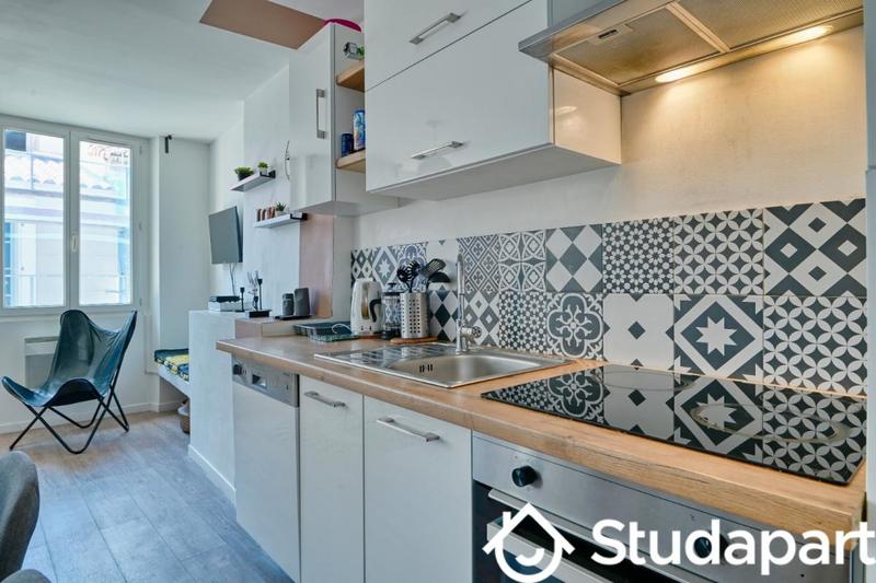 Chambre - 9 m² - 1 pièce