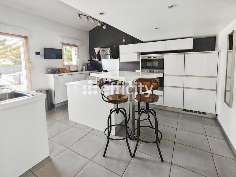 Maison - 131 m² - 5 pièces