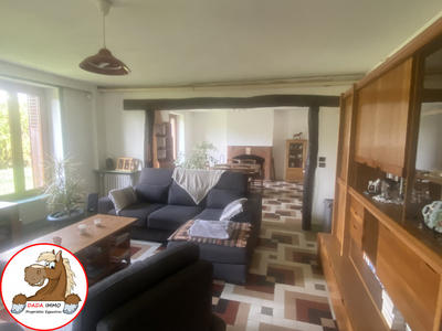 Maison - 230 m² - 6 pièces