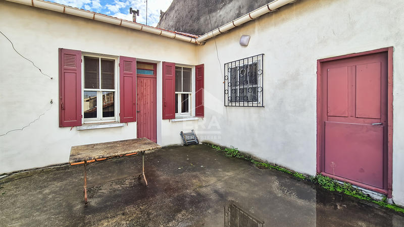 Maison - 90 m² - 5 pièces