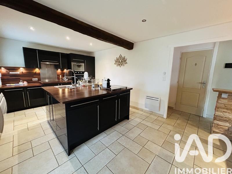 Maison - 186 m² - 6 pièces