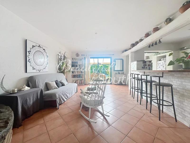 Maison - 147 m² - 9 pièces