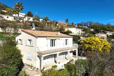 Villa - 152 m² - 6 pièces