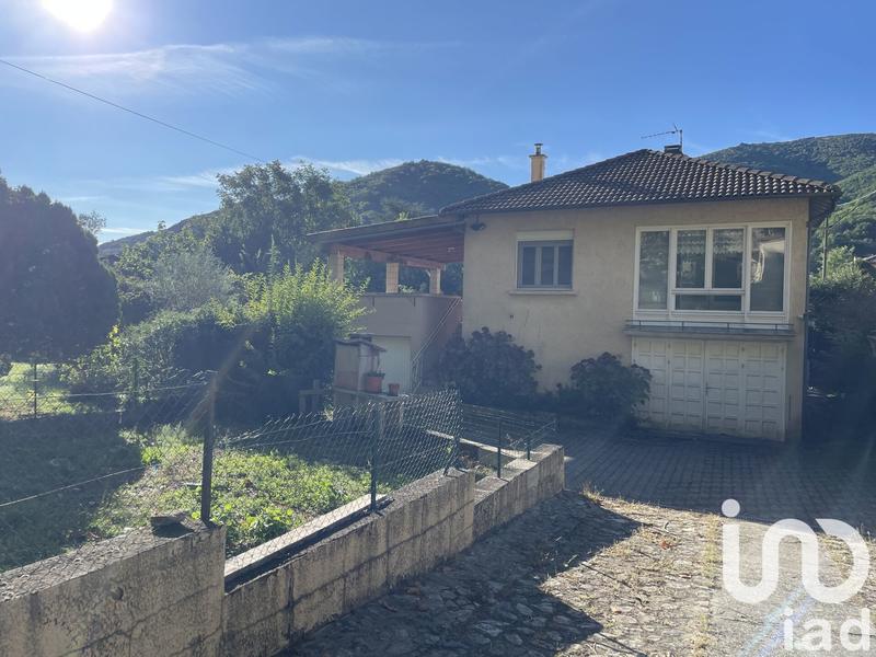 Maison - 122 m² - 7 pièces