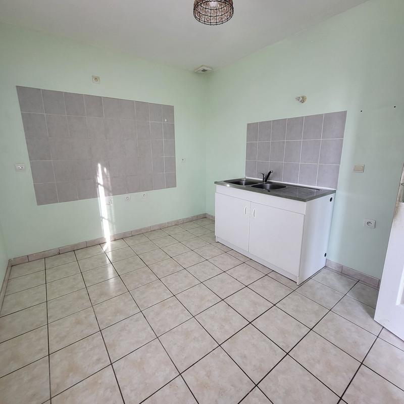 Maison - 77 m² - 5 pièces