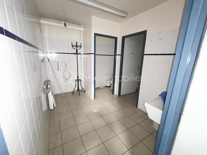 Local commercial - 490 m² - 7 pièces