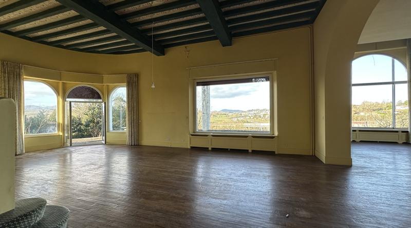 Maison bourgeoise - 678 m² - 16 pièces