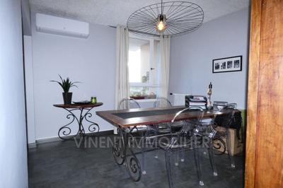 Appartement - 79 m² - 5 pièces