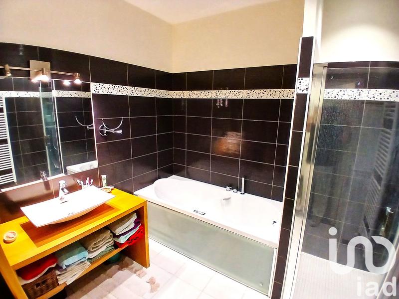 Maison de maîtres - 200 m² - 6 pièces