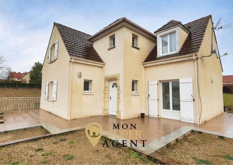 Maison - 132 m² - 6 pièces