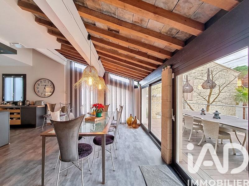 Maison de village - 300 m² - 8 pièces