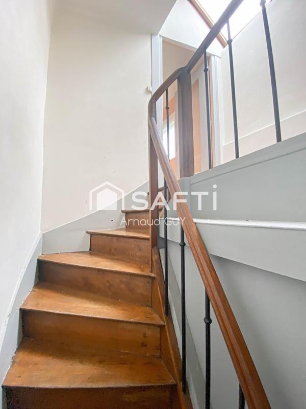 Maison - 92 m² - 6 pièces