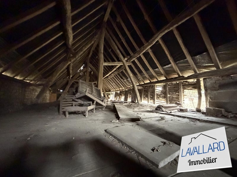 Maison - 92 m² - 4 pièces