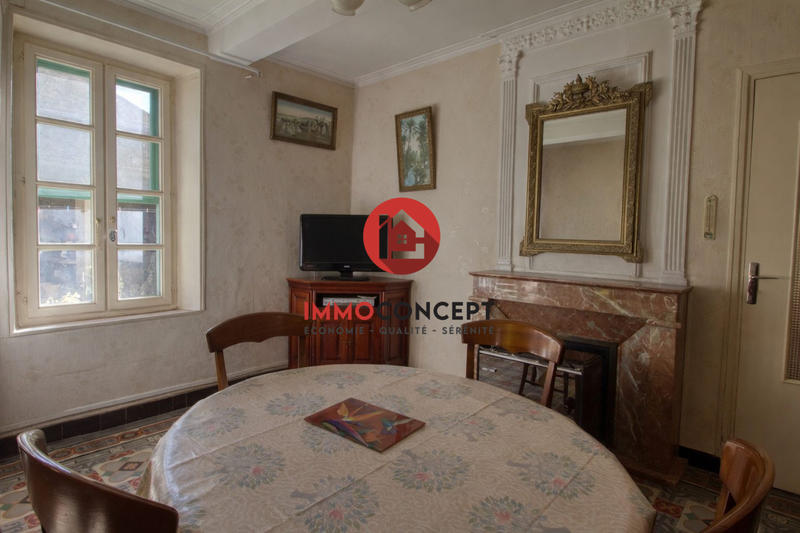 Maison ancienne - 182 m² - 8 pièces