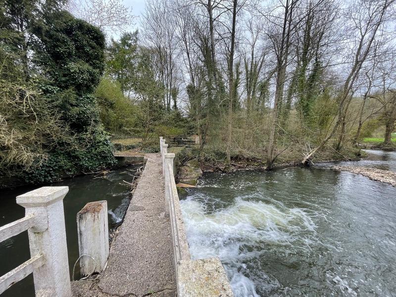 Propriété - 284 m² - 10 pièces