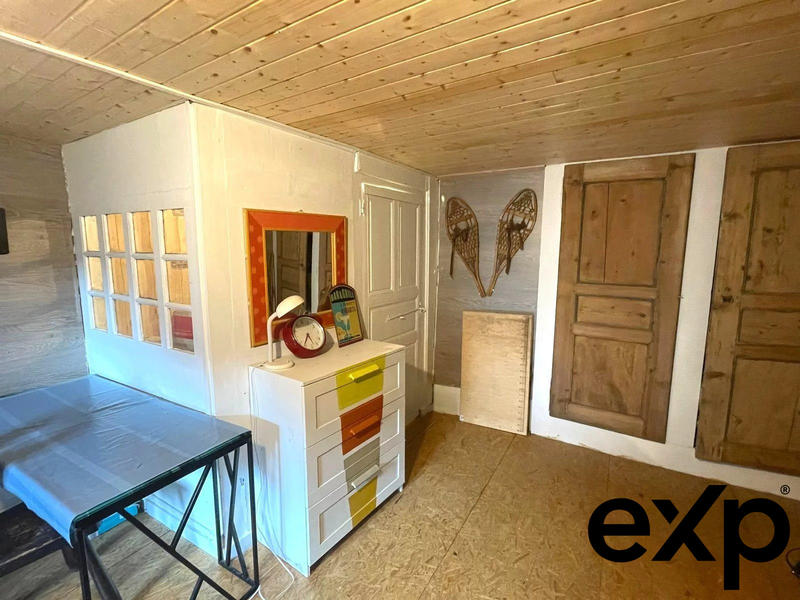 Maison traditionnelle - 100 m² - 4 pièces