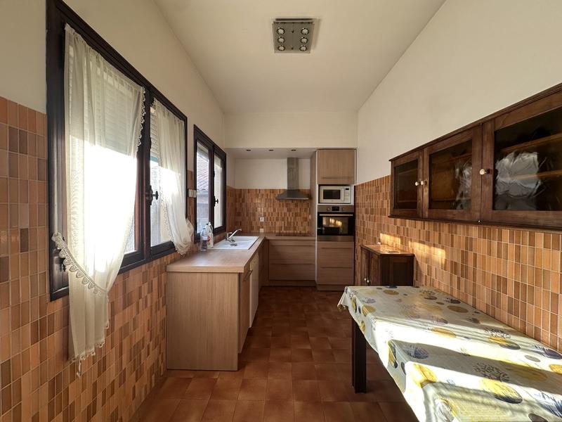 Maison de ville - 200 m² - 5 pièces