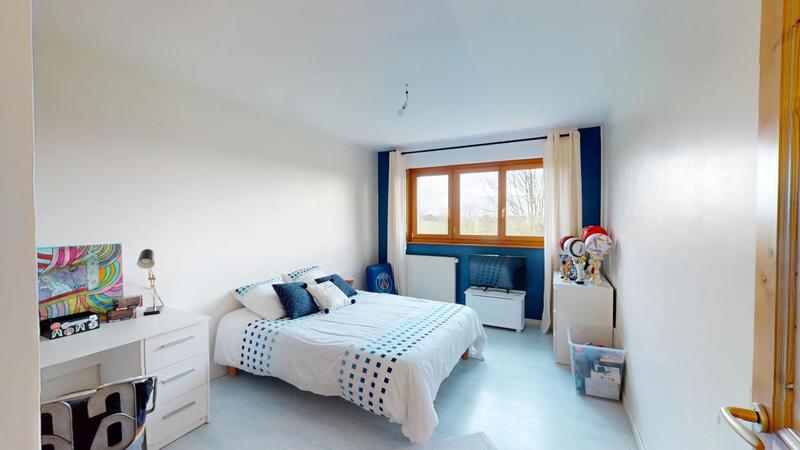 Maison traditionnelle - 276 m² - 8 pièces