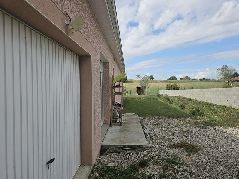 Maison - 90 m² - 5 pièces