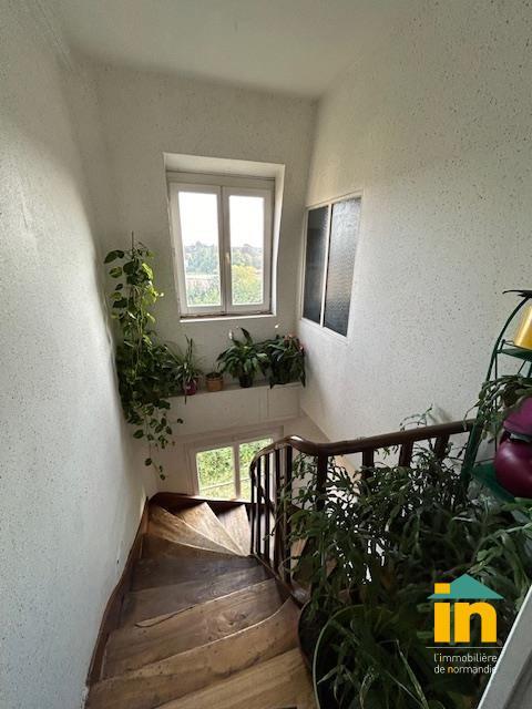 Appartement - 86 m² - 5 pièces