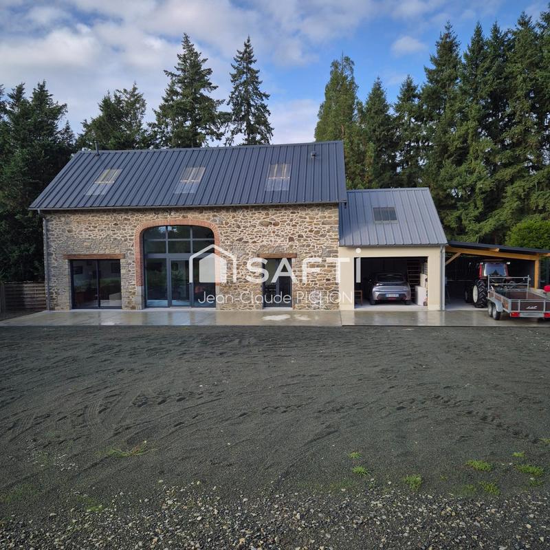 Maison - 230 m² - 9 pièces