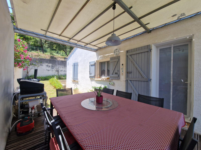 Villa - 96 m² - 5 pièces