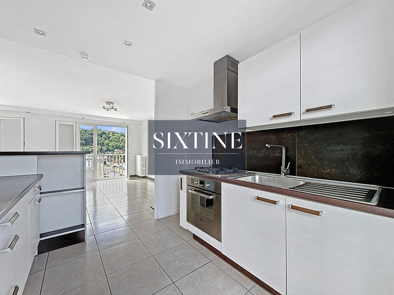 Appartement - 60 m² - 3 pièces