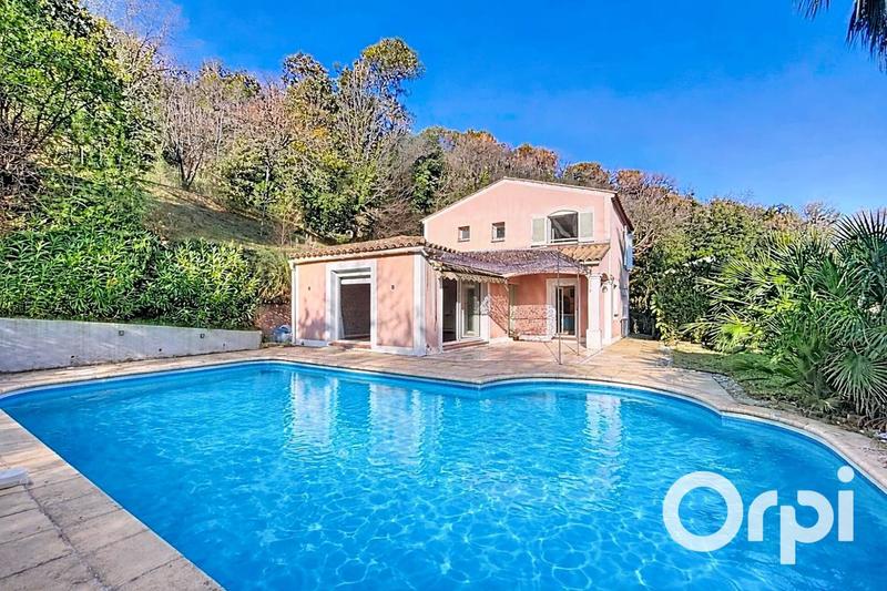 Maison - 117 m² - 5 pièces