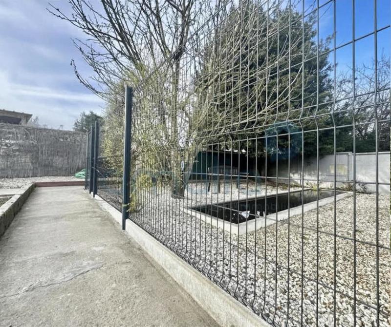 Maison - 215 m² - 9 pièces