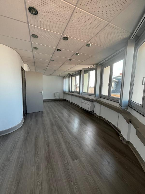 Bureau - 50 m² - 3 pièces