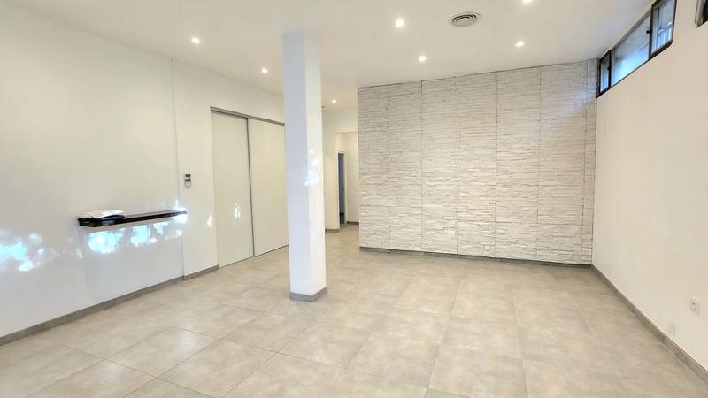 Appartement - 82 m² - 3 pièces