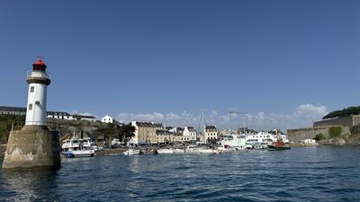 Maison - 210 m² - 11 pièces