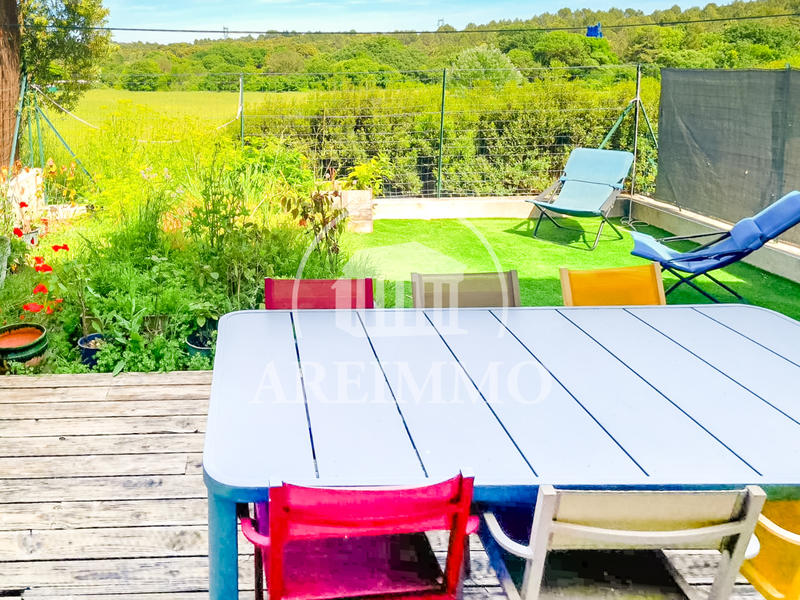 Maison - 94 m² - 5 pièces