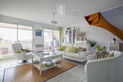 Appartement - 145 m² - 5 pièces