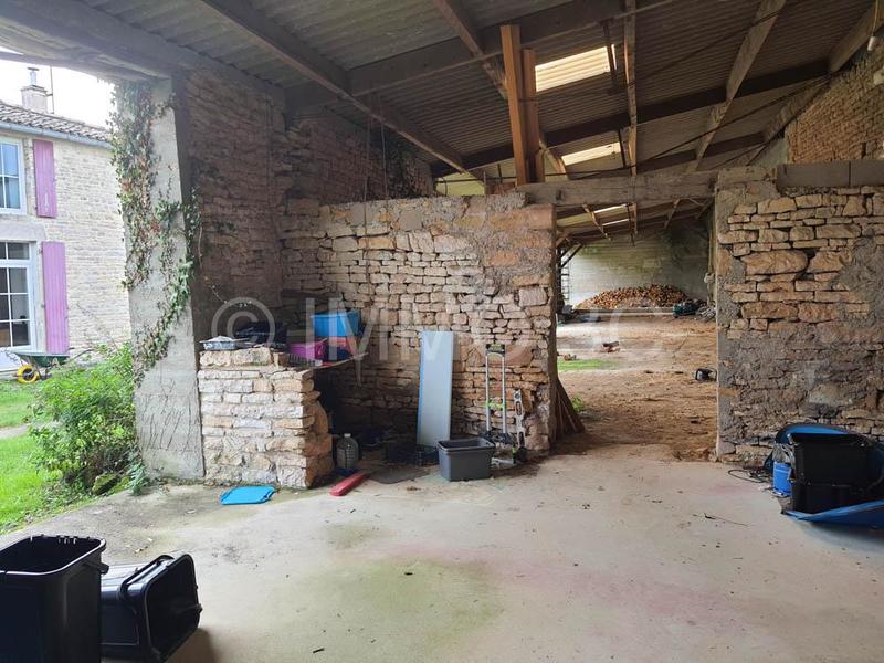 Maison - 313 m² - 11 pièces