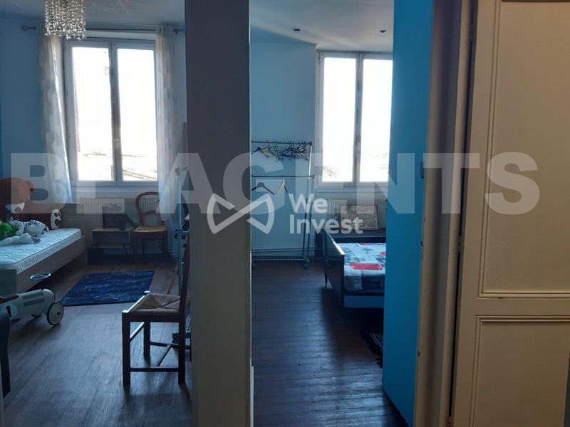 Maison - 206 m² - 7 pièces