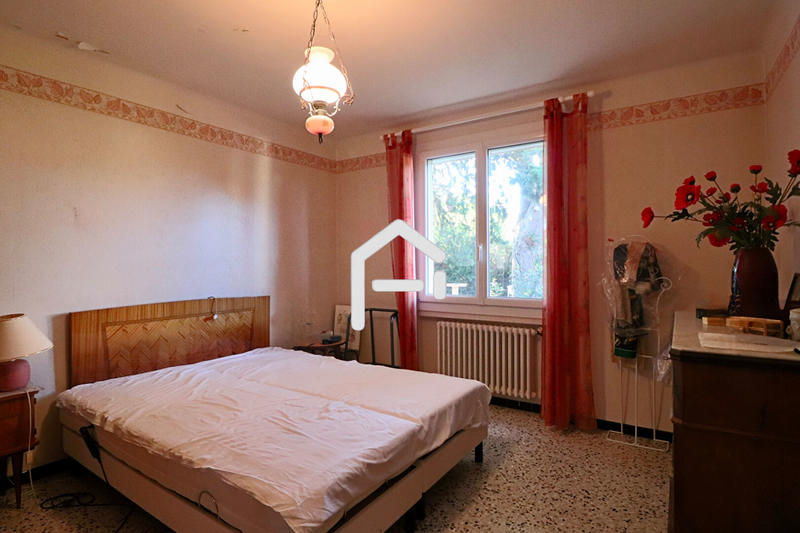 Villa - 140 m² - 8 pièces