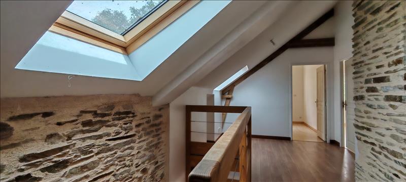 Maison - 170 m² - 5 pièces