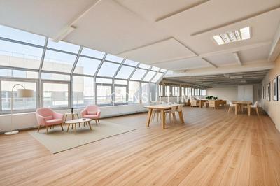 Bureau - 728 m²
