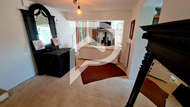 Maison - 231 m² - 11 pièces